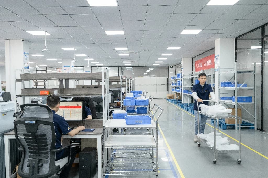 Custom Extrusion Manufacturing Facility