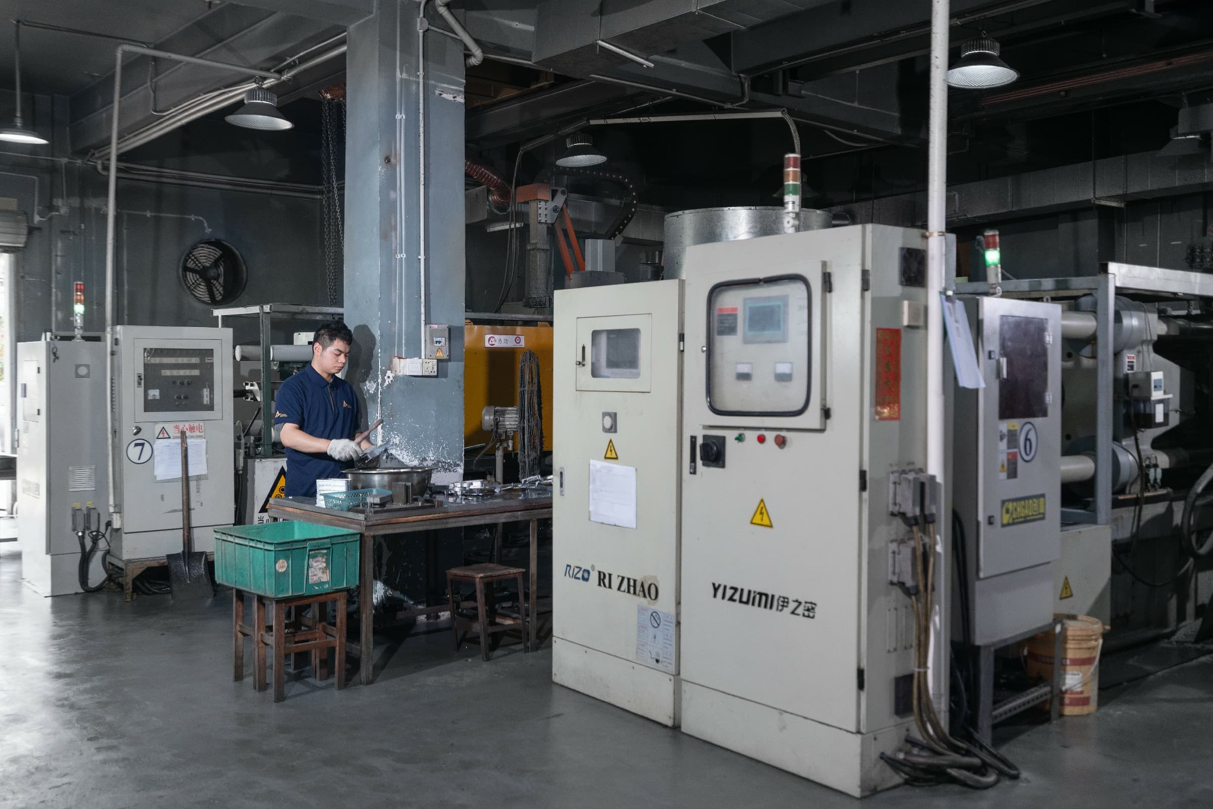 Die Casting Factory Workshop